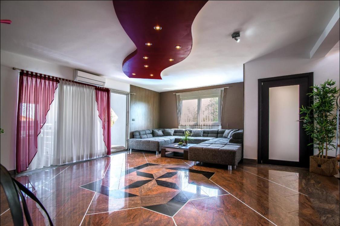 Villa Filip - Private Pool & Gym Pula Dış mekan fotoğraf