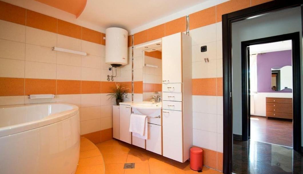 Villa Filip - Private Pool & Gym Pula Dış mekan fotoğraf